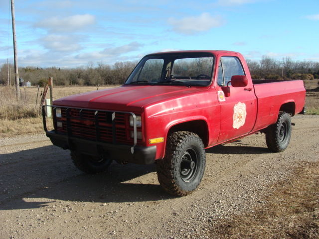 1986 chevrolet d30 4x4 pickup