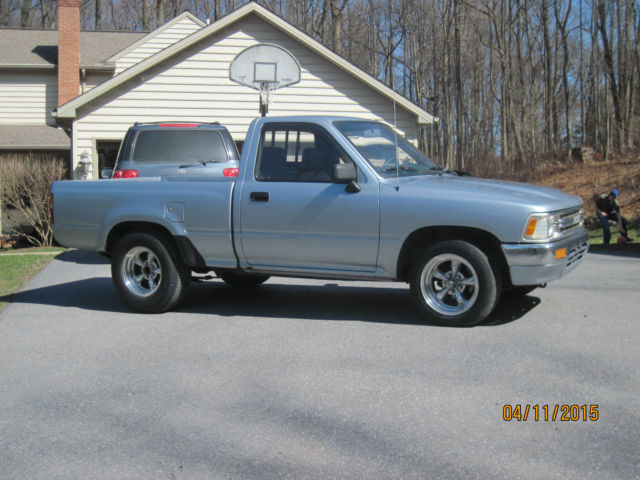 1990 Toyota 2wd Truck 22r 4 Cylnder 4 Speed With Air Condioning