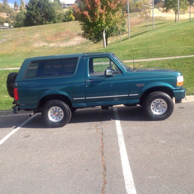 1996 Ford Bronco Xlt 5 8l Forest Green With Tan Interior