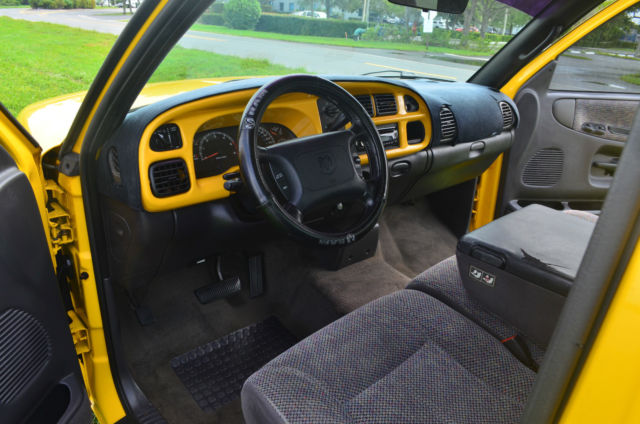 1999 Dodge Ram 1500 5.9 V8 SPORT Rumble Bee Clone Custom Florida truck