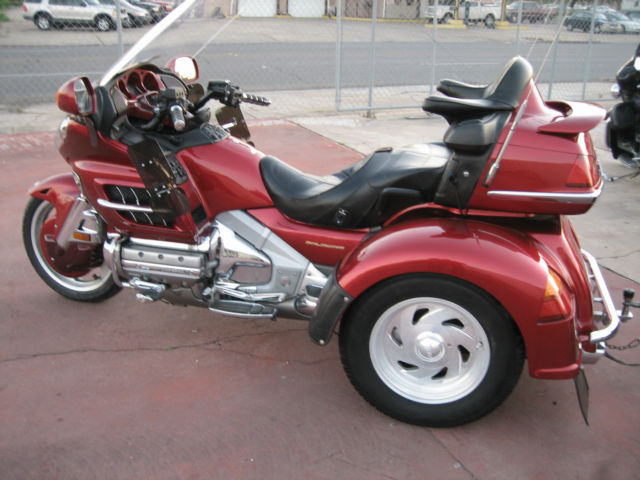 2003 Honda Goldwing Trike with trailer