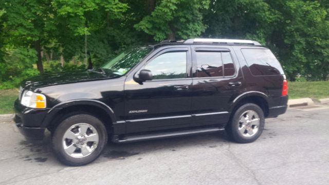 2005 Ford Explorer Limited Black Beauty