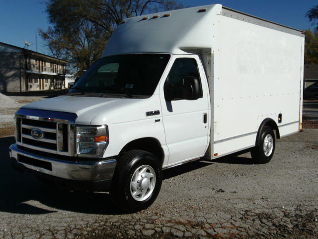 2009 ford e350 box truck