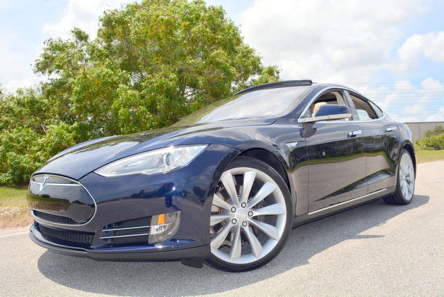 Nauwgezet Bloeden Samengroeiing 2013 Tesla Model S-P85 19K Miles Blue Metallic Like New!