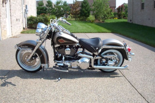 Harley Davidson Heritage Classic Softail