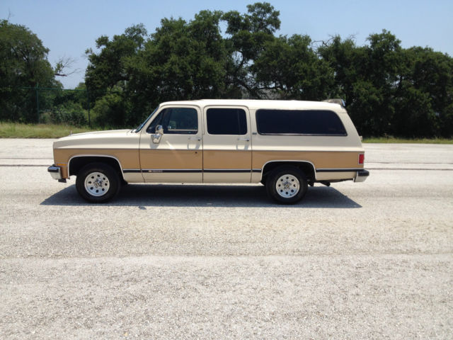 Chevrolet Suburban 1991