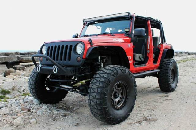 Jeep Wrangler Unlimited 4x4 Rock Crawler Monster Lift ...
