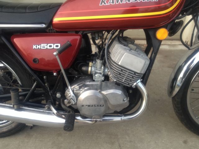 Kawasaki H1 KH500 2-Stroke Triple 500 H2