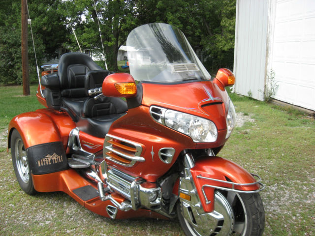 2003 Honda GoldWing Trike California Orange Real sharp Lots of Chrome