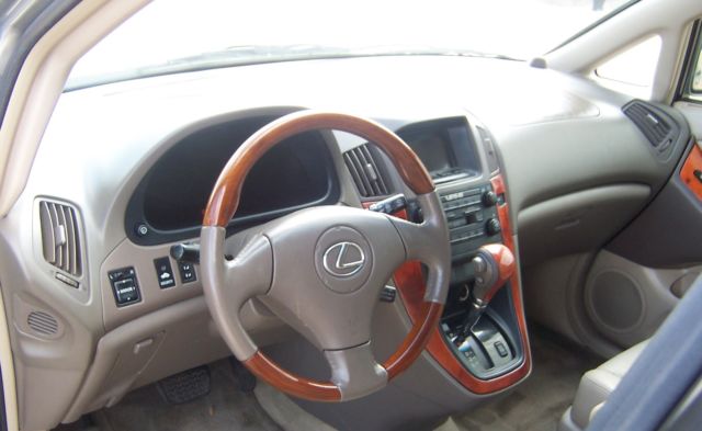 2003 LEXUS RX 300 ABSOLUTELY PERFCECT INSIDE AND OUT 2003 LEXUS RX 300 ABSOLUTELY PERFCECT INSIDE AND OUT