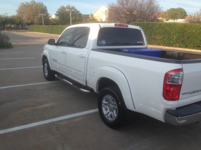 thumbnail image 2 of Chrome Gas Cap Cover Accent For 2003-2006 Toyota Tundra Access Double Cab 2 of 6