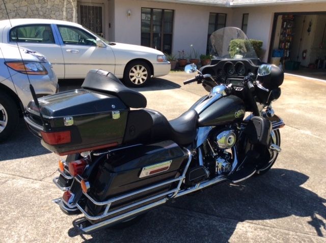 Black Aluminum Mirrors For Harley Davidson Electra Glide Ultra Classic FLHTCU & Touring Models
