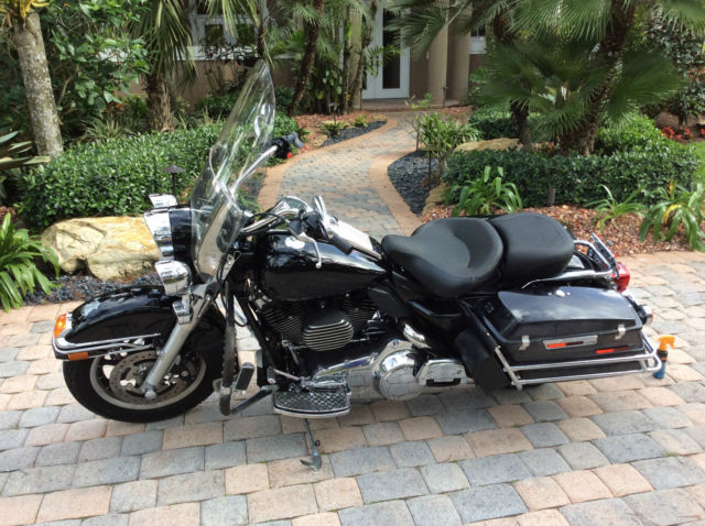 2008 Harley Davidson POLICE ROAD KING - Special 100th Anniversay FLHP