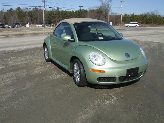 2009 Volkswagen Beetle Convertible GLS Automatic Leather Inspected