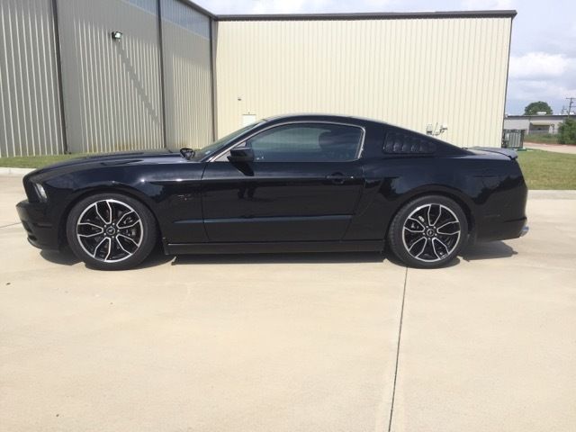 2013 Ford Mustang GT Coupe with Roush Racing Exhaust System
