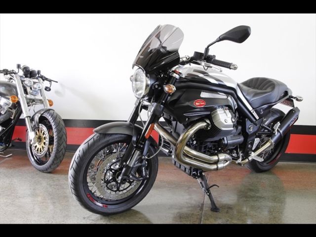 Welly Modellino Moto Guzzi Griso 1200 8V SE In Die-Cast - Scala 1:18 - Colore Nero - Edizione Limitata