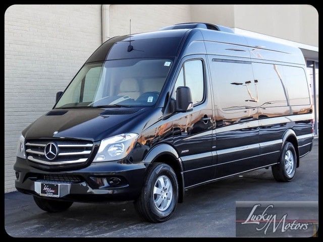 2014 MERCEDES 2500 EX PASS