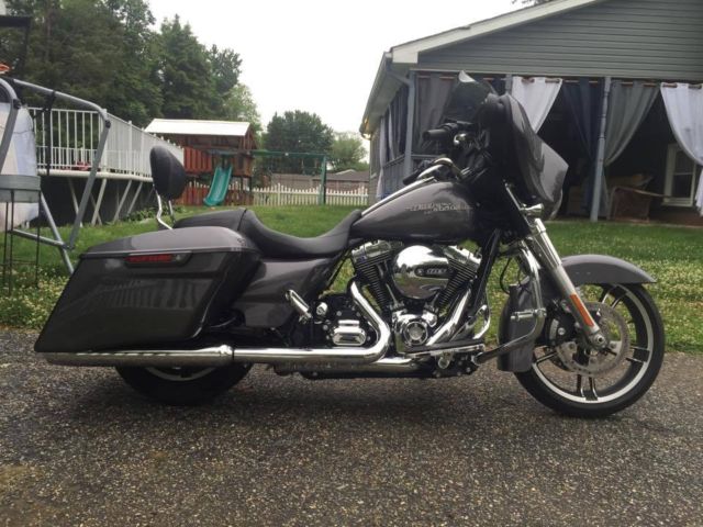 2014 Street Glide STANDARD