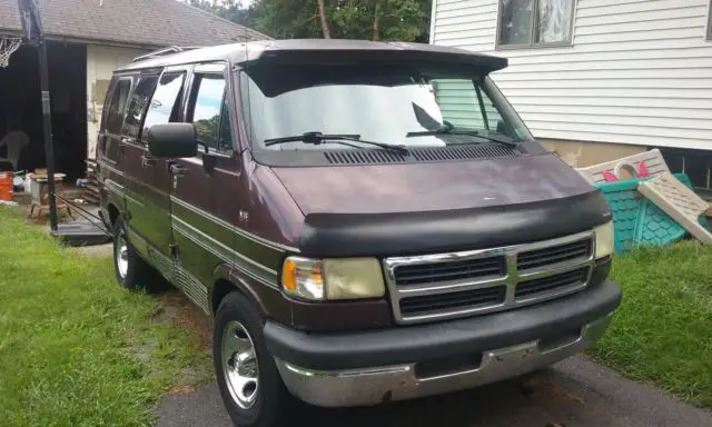 95 Dodge V6 Magnum Prime Time Custom Van